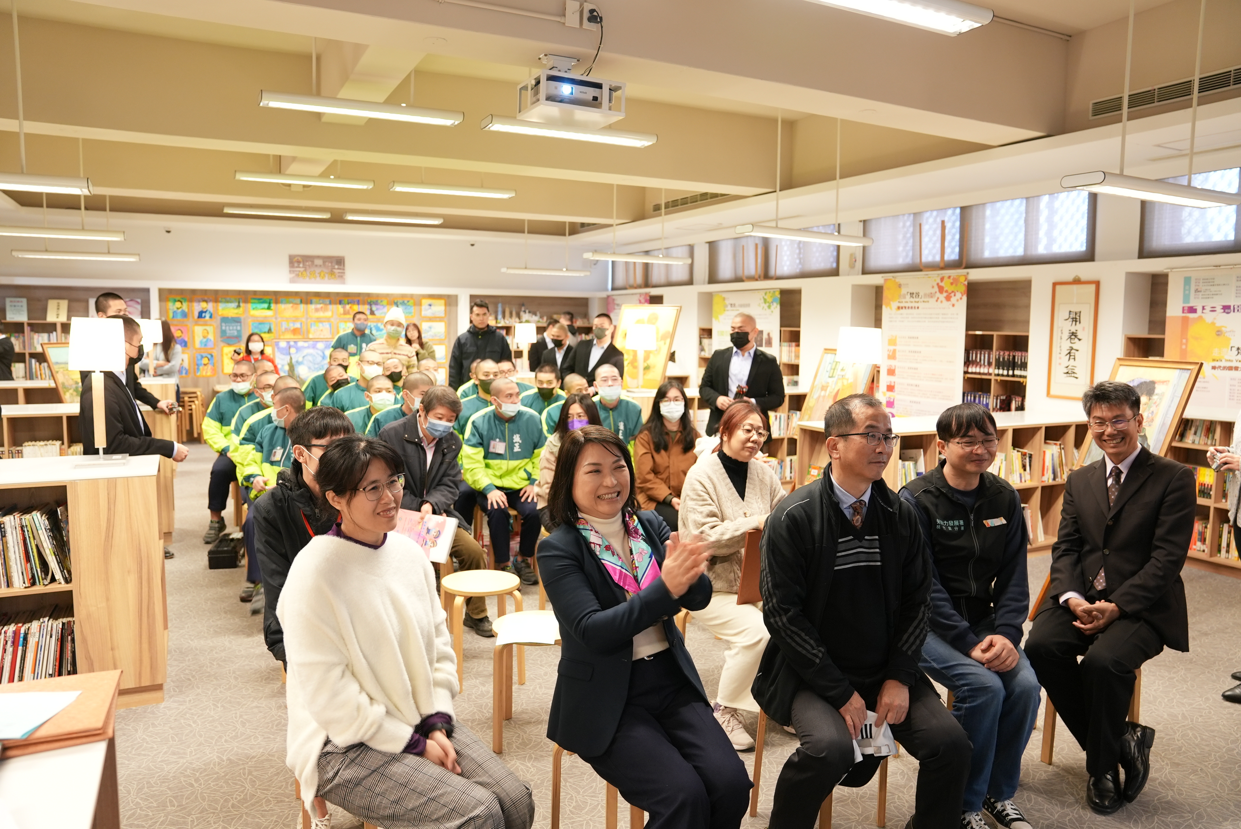 徐筱卿科長、徐繪珈執行長、王志明科長